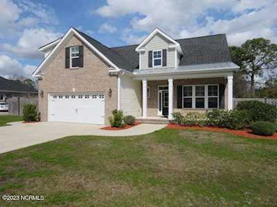 1529 Sapphire Ridge Road Wilmington, NC 28409