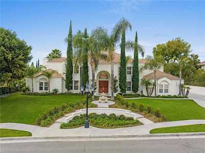 6905 Royal Hunt Ridge Dr Riverside, CA 92506