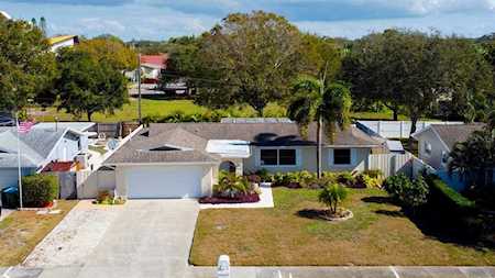11201 142nd St Largo, FL 33774