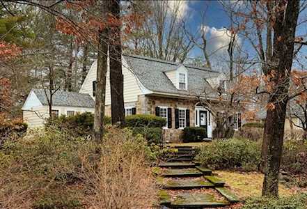 16 Granite Street Wellesley, MA 02482