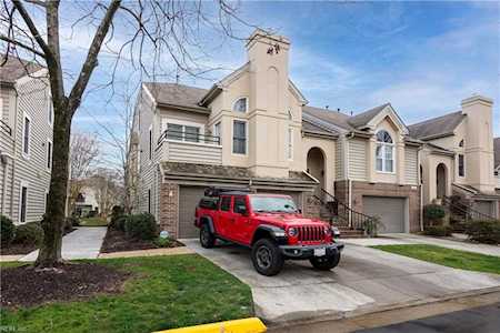 1016 Hanson Way Virginia Beach, VA 23454