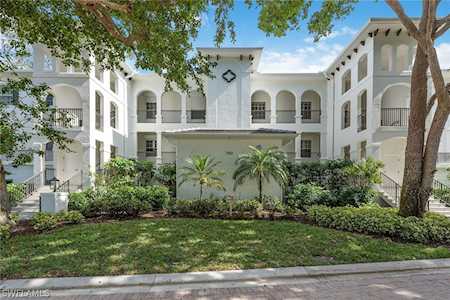 750 Bentwater Cir #104 Naples, FL 34108