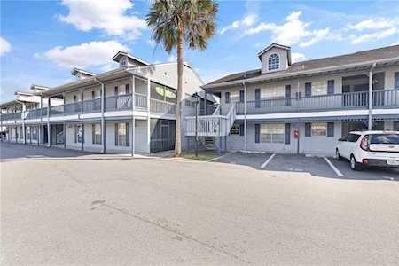 313 Dirksen Dr #F8 Debary, FL 32713