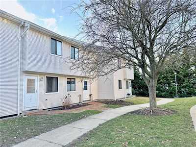66 Girard Ave #221 Newport, RI 02840