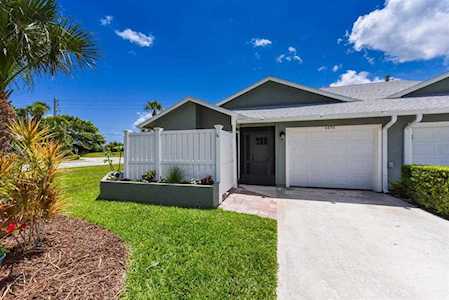 6696 SE Yorktown Drive Hobe Sound, FL 33455