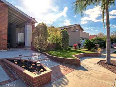 6390 Dominica Ave Cypress, CA 90630