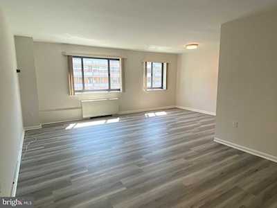 1200 Arlington Ridge Rd S #614 Arlington, VA 22202