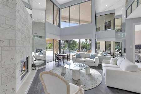 19645 Oakbrook Circle Boca Raton, FL 33434