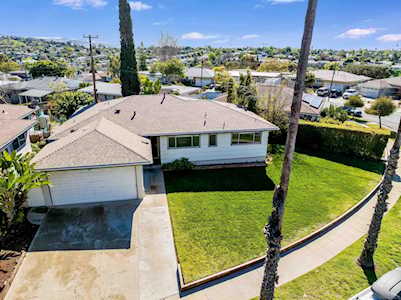 6741 Rolando Knolls Drive La Mesa, CA 91942