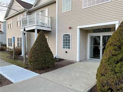 2 Gray Coach Ln #202 Cranston, RI 02921