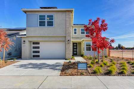 8341 Pinot Grigio St. Court Roseville, CA 95747