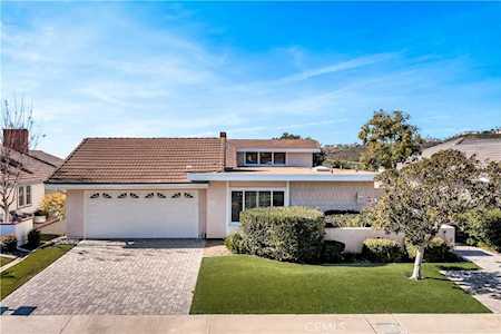 315 Calle Empalme San Clemente, CA 92672