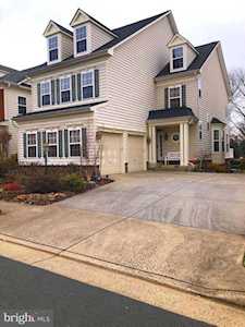 6855 Track Ct Haymarket, VA 20169