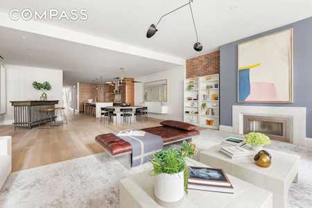 6 Cortlandt Alley #PH2 New York, NY 10013