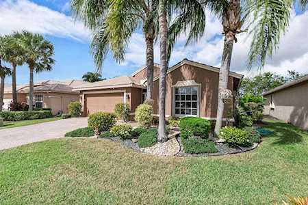8067 Duomo Circle Boynton Beach, FL 33472
