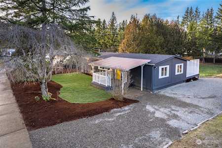 23328 SE 271st Place Maple Valley, WA 98038