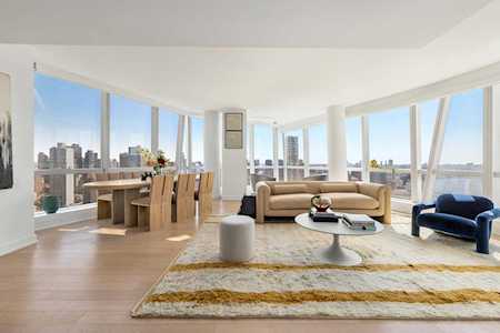 400 S Park Ave #28B New York, NY 10016