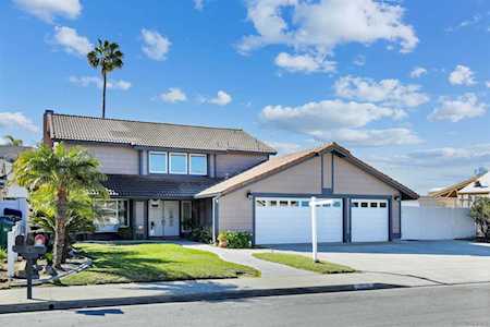 3719 Kelton Dr. Oceanside, CA 92056