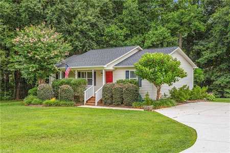 595 Lonnie Court Kernersville, NC 27284