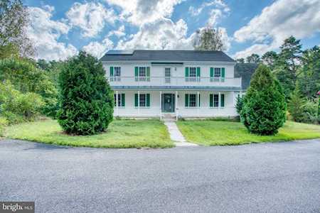44 Spillway Dr Alloway, NJ 08001