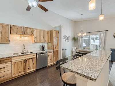 6130 Creek View Trail Minnetonka, MN 55345
