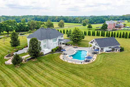 202 Wood Haven Ln Nicholasville, KY 40356