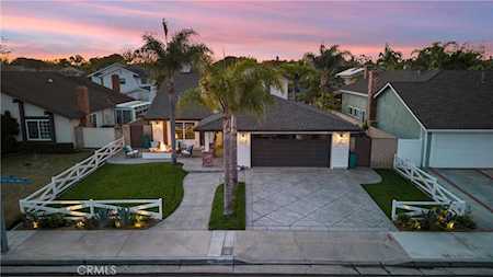 20071 Port Greenwich Ln Huntington Beach, CA 92646