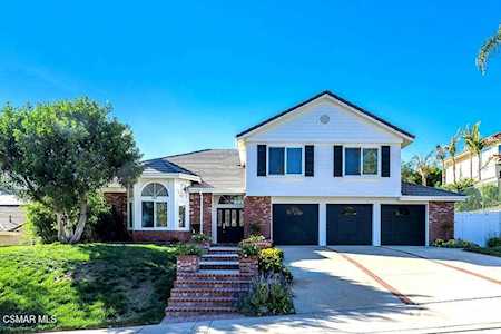 1217 Hidden Springs Ave Oak Park, CA 91377