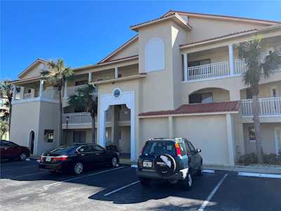 466 Bouchelle Dr #302 New Smyrna Beach, FL 32169