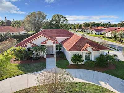 544 Clubhouse Dr Lake Wales, FL 33898