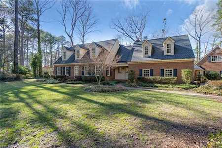 2668 Shorehaven Dr Virginia Beach, VA 23454