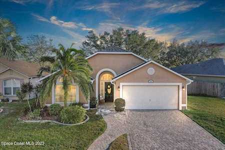 281 Wickham Lakes Drive Melbourne, FL 32940