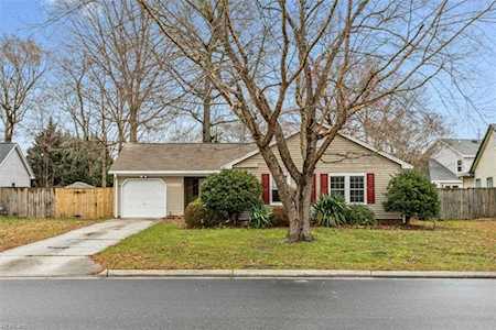 753 Terrace Dr Newport News, VA 23601