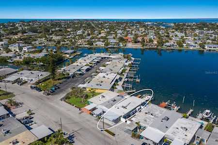 454 63rd St Holmes Beach, FL 34217