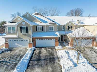 1576 Isle Royal Circle #1576 Crystal Lake, IL 60014