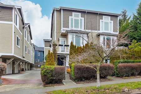 1402 E Olive St Seattle, WA 98122