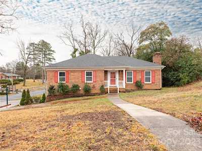 368 Crestside Dr SE Concord, NC 28025