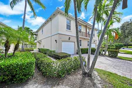 205 Fortuna Drive Palm Beach Gardens, FL 33410