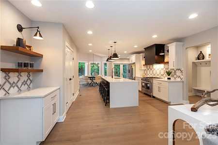 1216 Pinecrest Ave Charlotte, NC 28205