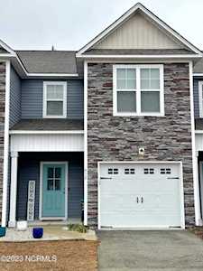 412 Guppy Loop Road Sneads Ferry, NC 28460