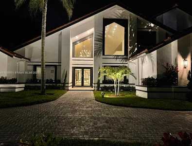 1703 Vestal Dr Coral Springs, FL 33071