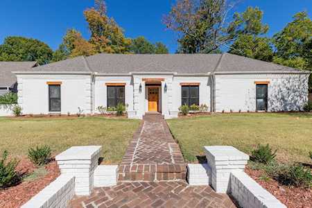 8404 Creek Bridge Dr Germantown, TN 38138