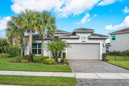 9948 Steamboat Springs Circle Delray Beach, FL 33446