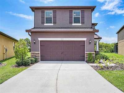 1317 Custer Bayou St Ruskin, FL 33570