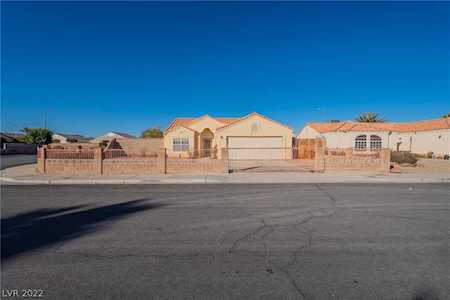 5101 Chambliss Dr Las Vegas, NV 89130