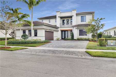 10490 Cobalt Ct Parkland, FL 33076