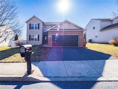 1200 Vera Dr Easton, PA 18040