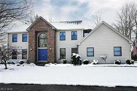 30399 Wood Oak Circle Westlake, OH 44145