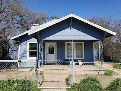 711 E Arlington Avenue Fort Worth, TX 76104
