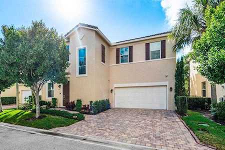 434 Tiffany Oaks Way Boynton Beach, FL 33435